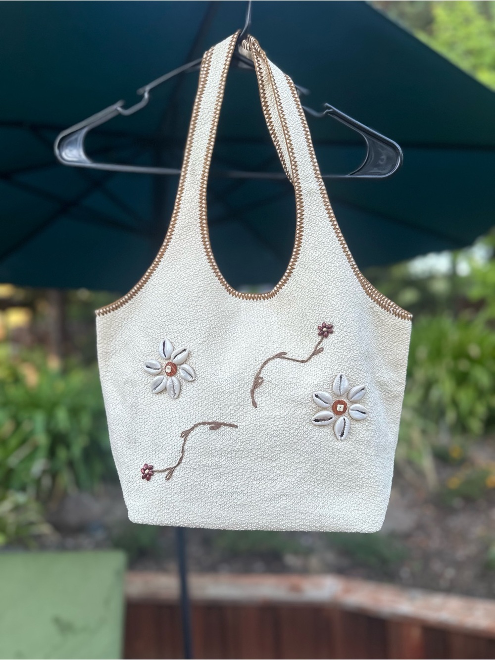 CHAVIN Cotten Floral Applique Tote Bag